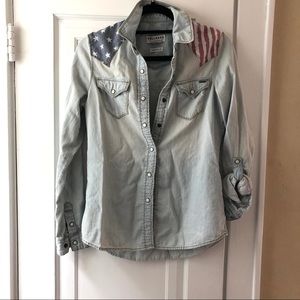 Bullhead Button Up American Flag Shoulders 🇺🇸